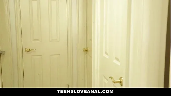 Mejores TeensLoveAnal - Cachonda (Holly Hendrix) follada por el culo por su hermanastra BF clips de películas