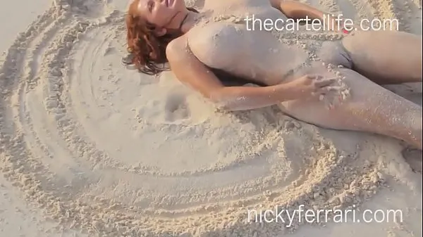 Best Nicky Ferrari tomando el sol desnuda en el Caribe clips Movies