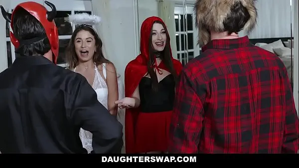 Best Cosplay (Lacey Channing) (Pamela Morrison) Receive Juicy Halloween Treat From StepDaddies clips Movies