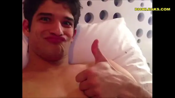 Bedste Tyler Posey Nudes & Jerk Off Video LEAKED filmklip