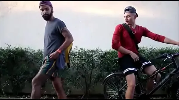 Meilleurs LE CYCLISTE DE SKATISTA ET DE SAFADOS clips Films