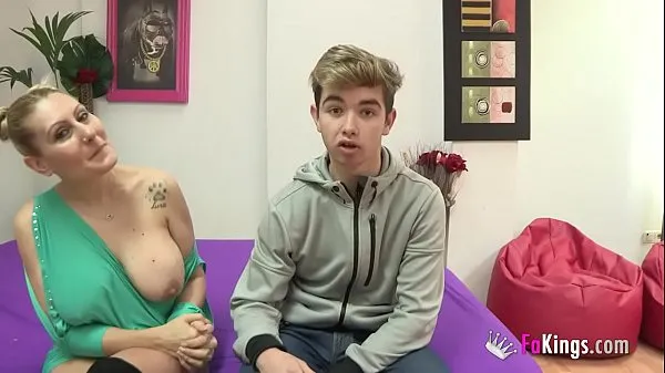 सर्वश्रेष्ठ Nuria and her ENORMOUS BOOBIES fuck a 18yo rookie that "has her son's age क्लिप फ़िल्में