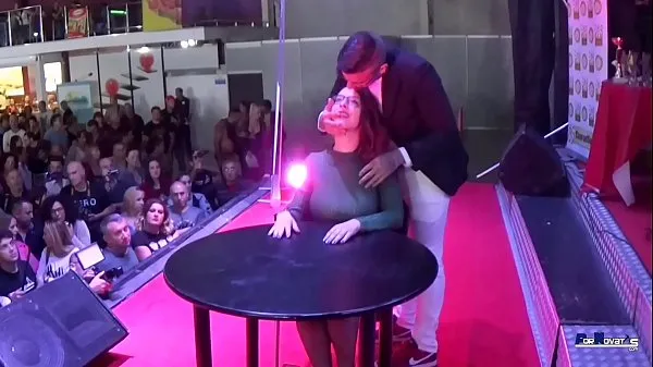 Beste Romantic public show clips Films