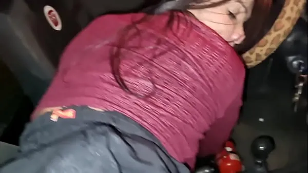 Nejlepší hot milf giving inside the car klipy Filmy