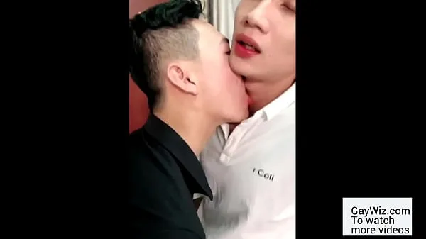 Bästa Two slim Asian twinks enjoy their first sex klippen filmer