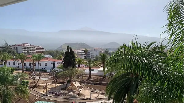 I migliori film Moglie traditrice scopa sul balcone dell'hotel a Tenerife clip