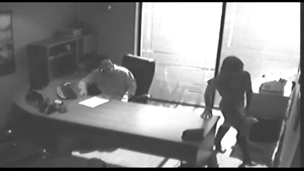 Mejores Office Tryst queda atrapado en CCTV y se filtró clips de películas