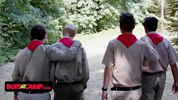 أفضل Boys At Camp - Perv Scout Leader Enjoys Hardcore Foursome With innocent Twinks مقاطع الأفلام