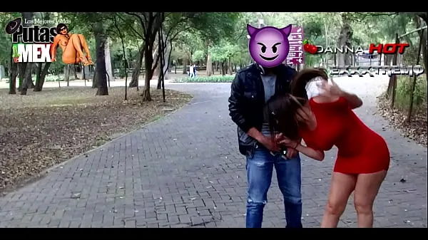 Meilleurs LA PUTAIN DANNA HOT NUDE EN PUBLIC ET SUCE LA BITE D'UN ÉTRANGER À CHAPULTEPEC clips Films