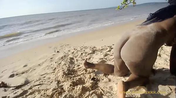 Best Elvieslutty showing her naked ass at the beach clips Movies