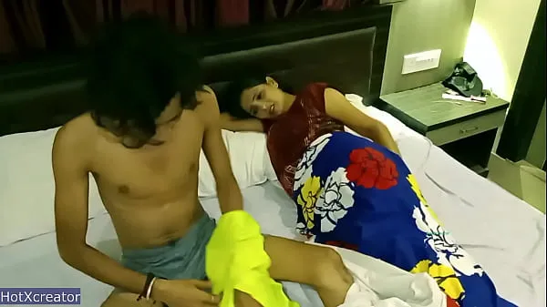 Лучшие Индийская горячая красивая сводная сестра трахает киску с молодым братом клипы Фильмы