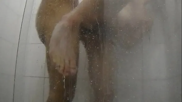 Film klip my went to take a shower and took him by surprise terbaik