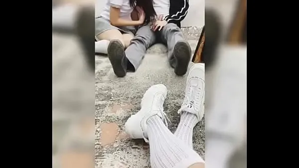 Beste Best FRIENDS Nuttige Schüler der Technischen Schule nehmen auf, wie sie Weys Schwanz lutschen und in der Schule ficken! Amateur mexikanisches Schulmädchen fickt in der Öffentlichkeit, frühreife Studenten! Teil 2Clips aus Filmen