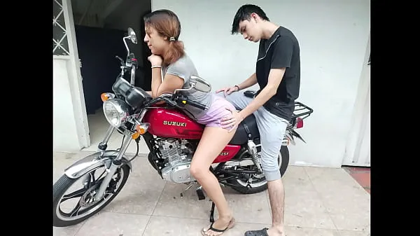 I INVITE MY STEPMOTHER TO MONSTASE ON MY NEW MOTORCYCLE AND SHE ACCEPTS WITH ALL THE INTENTION OF ME TOUCHING HER ASS BECAUSE SHE IS A HOT STEPMOTHER WITH PRETTY BUTTOCKS clip hay nhất Phim